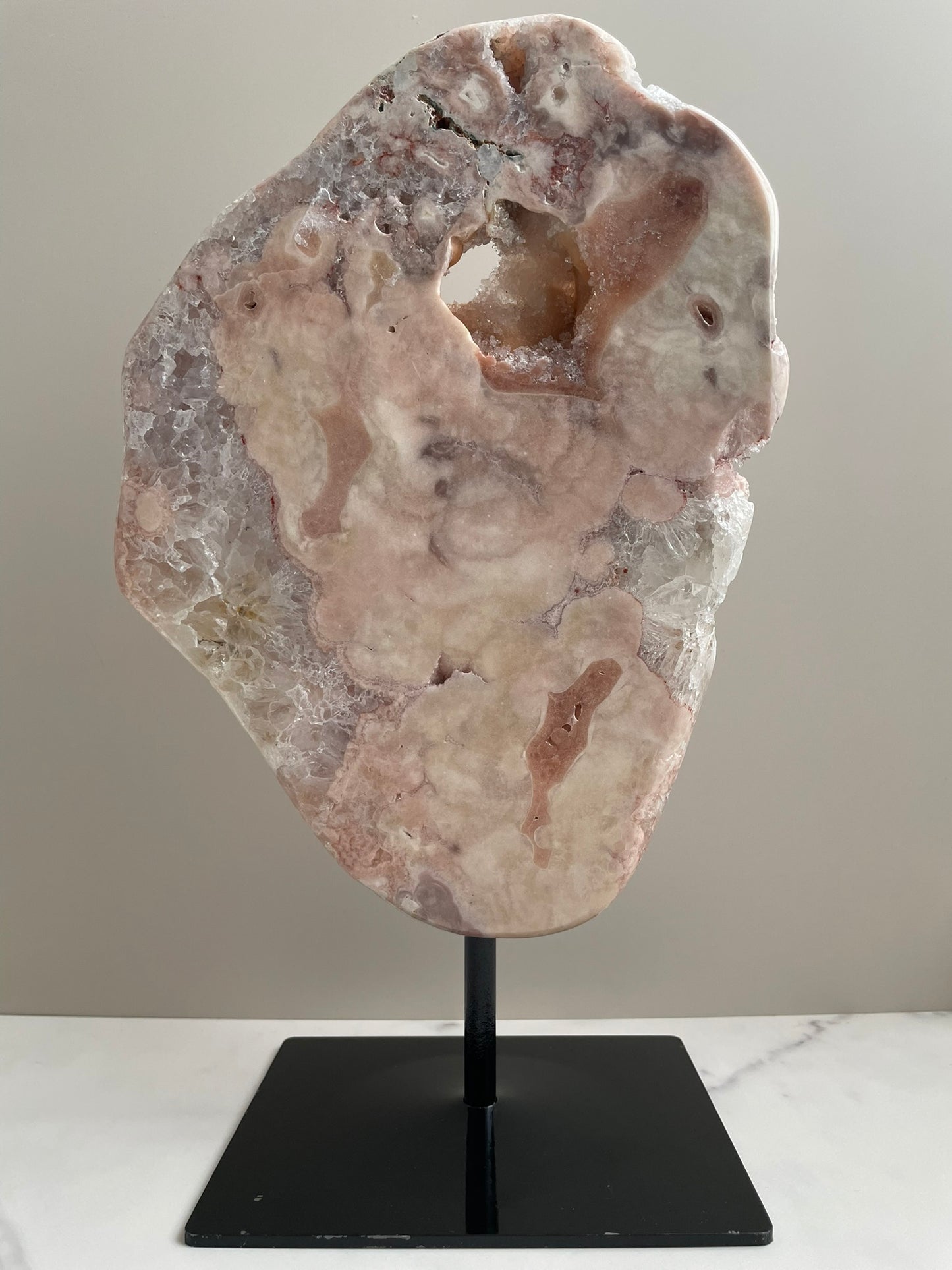 Roze Amethist Op Standaard